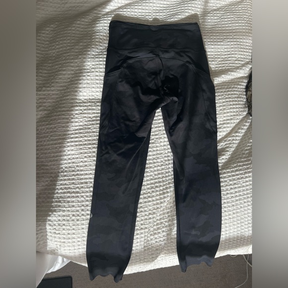 Lululemon Black Camouflage Leggings - Picture 4 of 6